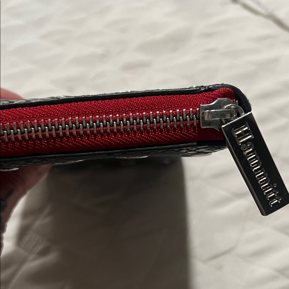 Hammitt Black and Silver Textured Wallet - Picture 3 of 9